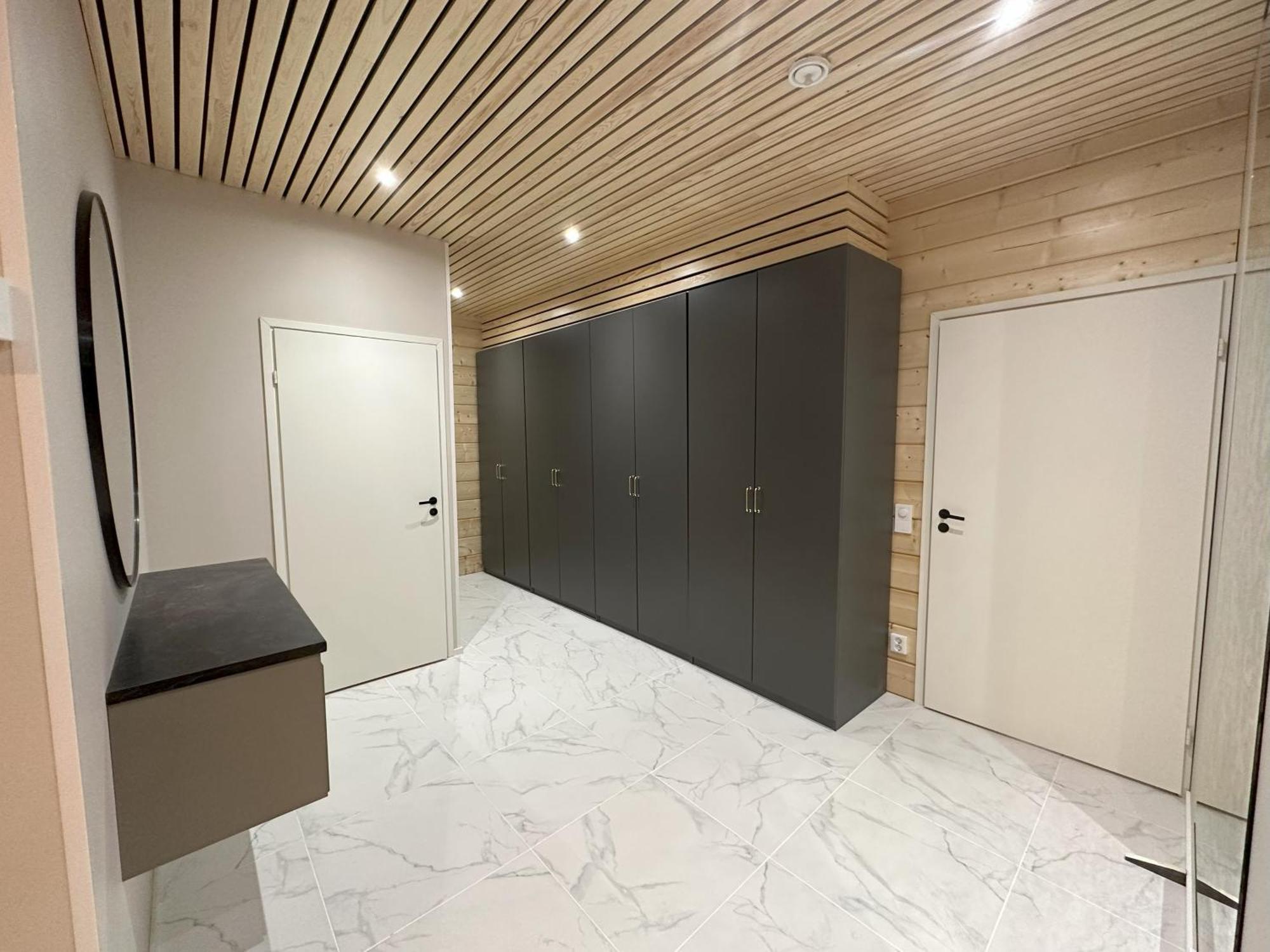 Lakeside Lodge Norvis Ροβανιέμι Εξωτερικό φωτογραφία