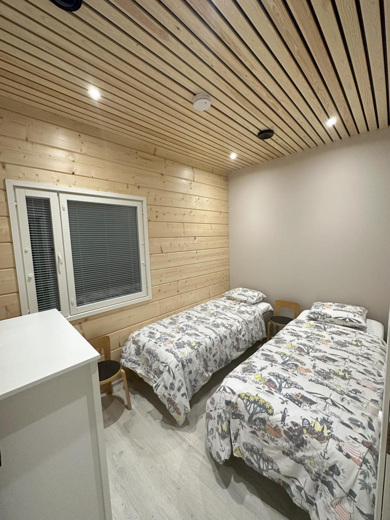 Lakeside Lodge Norvis Ροβανιέμι Εξωτερικό φωτογραφία